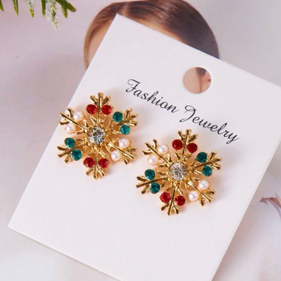 Brand New Snowflake Stud Earrings - Picture 9 of 16